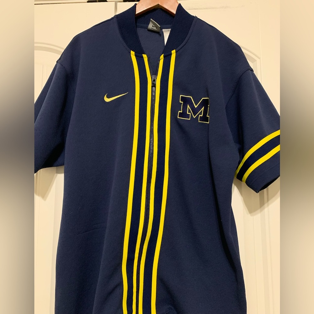 Nike Michigan hoops pregame jacket